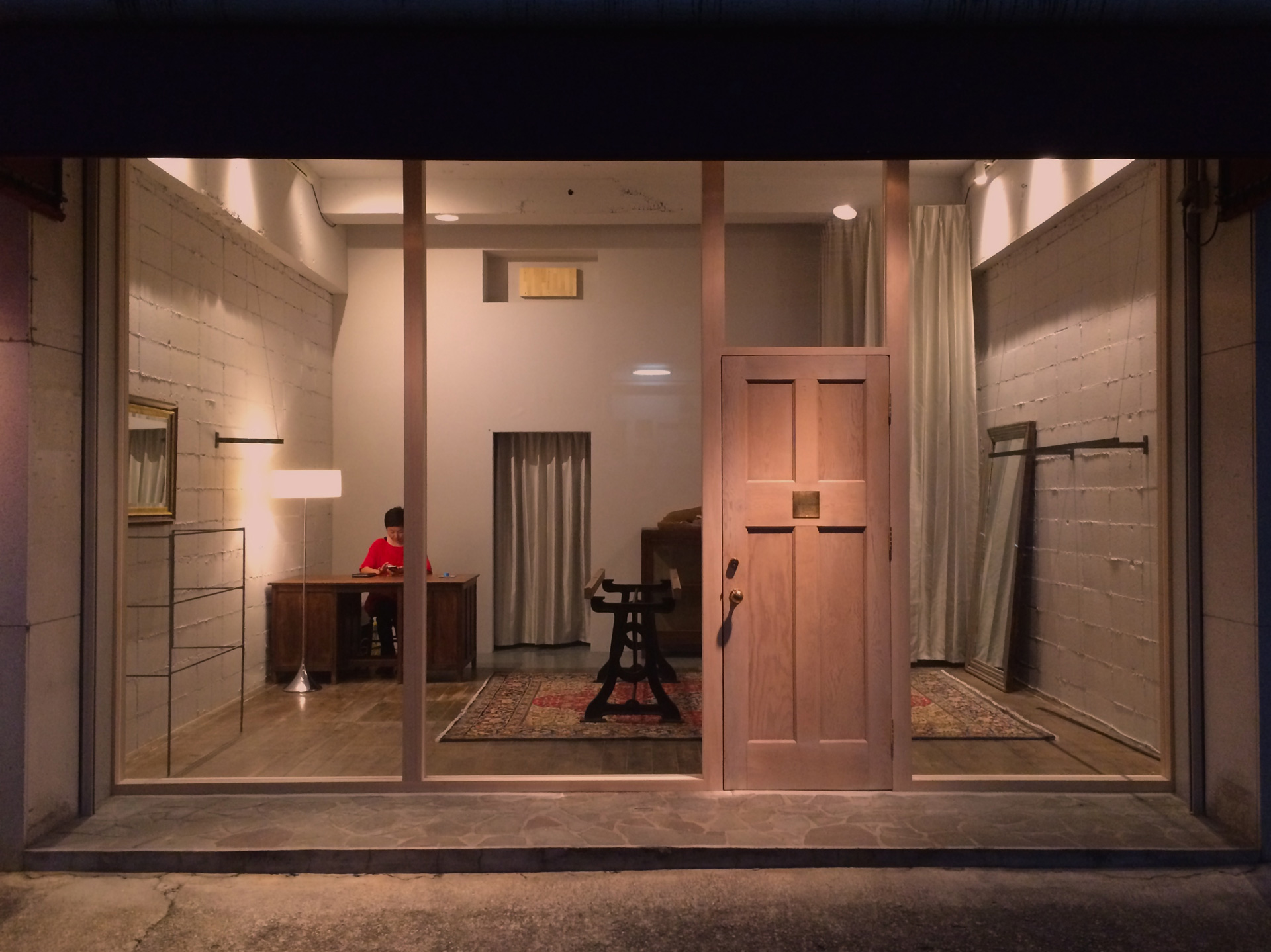 CHACONNEE ROR co.,ltd（ロール株式会社）